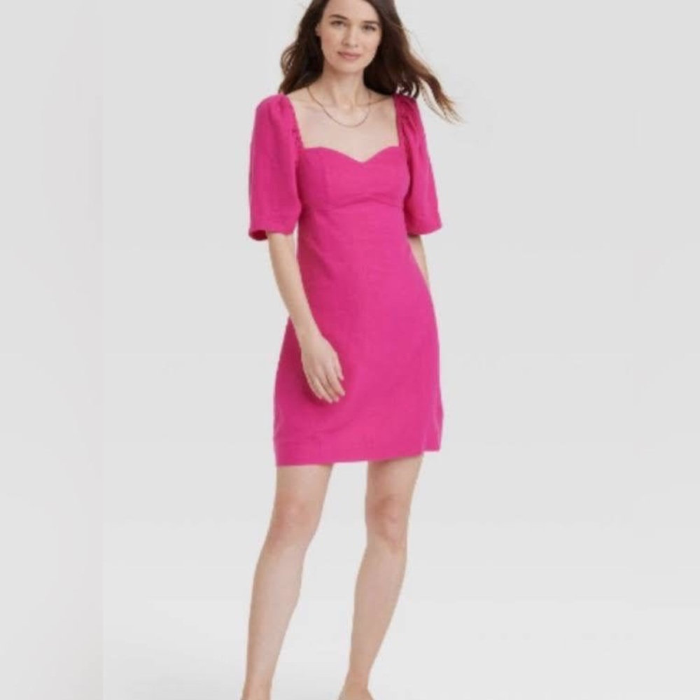 NWT pink puff sleeve dress